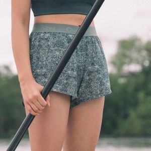 Outdoor Voices Relay Shorts Small